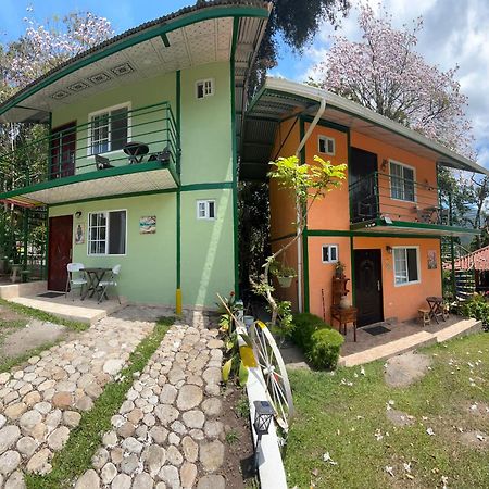 El Valle de Anton Hostal La India Dormida מראה חיצוני תמונה